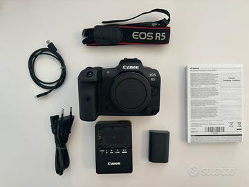 Fotocamera CANON EOS R5 BODY USATA 88.000 scatti