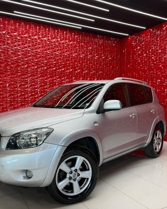 Toyota RAV 4 RAV4 2.2 D-4D 177 CV Luxury