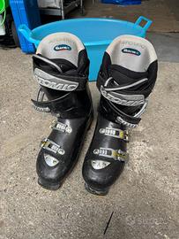 Scarponi sci Atomic