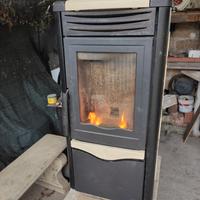 vVendo stufa a pellet