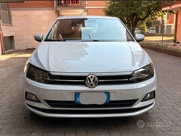 Volkswagen polo comfortline - 2019