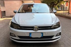 Volkswagen polo comfortline - 2019
