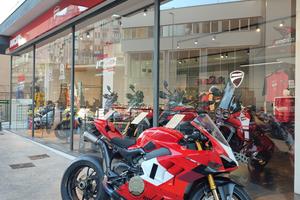 Ducati Panigale V4S