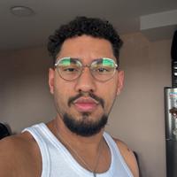 Ragazzo con disponibilità immediata