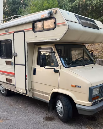 Camper Mansardato Pilote R380
