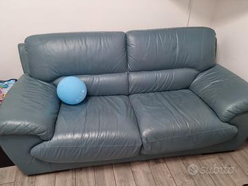 DIVANO PELLE BLU