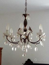 Lampadario con gocce cristallo