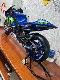 Compreso di tute le fatture de Agostini