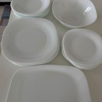 Servizio piatti da 8 persone