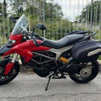 Ducati Hyperstrada 821 - Rate a Interessi ZERO