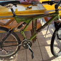 Bicicletta Diamondbackracing V6