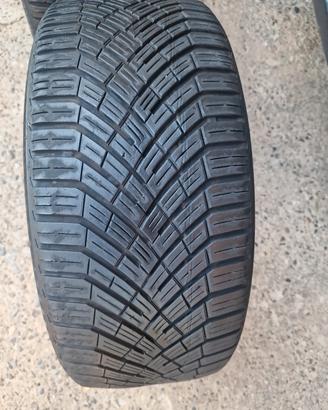 Pneumatici  Continental 225/40R18Y