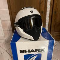 Casco SHARK