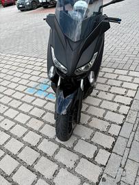 yamaha xmax 400