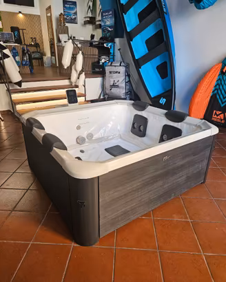MSpa Oslo F-OS063W 6 posti – idromassaggio