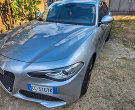 Alfa Romeo Giulia Sprint 2.2 Turbo Diesel 190cv