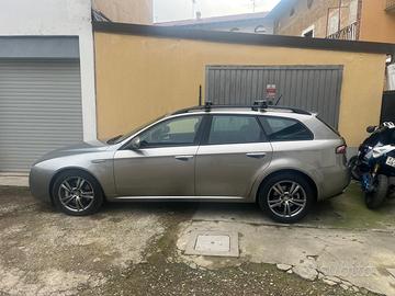 alfa Romeo 159