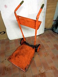 Carrello porta motore fuoribordo