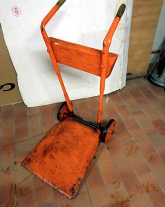 Carrello porta motore fuoribordo