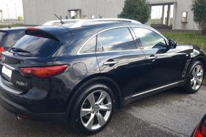 Infiniti FX 30 DS- 2011