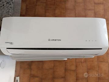 Condizionatore Ariston unità interna+esterna