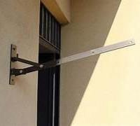 Stendibiancheria  a parete richiudibile