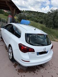 opel Astra sport tourer 1700 td