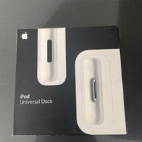 Apple IPod universal dock