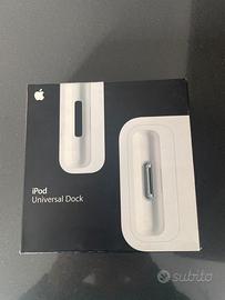 Apple IPod universal dock