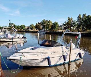 Barca 2 posti letto + Motore 80CV 4 Tempi