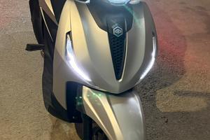 Piaggio Beverly 400 S hpe nuovo + accessori