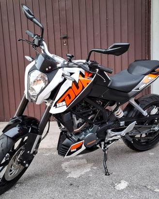 KTM Duke 125 2015