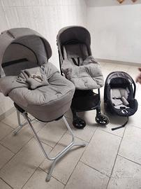Trio passeggino ovetto e navicella 