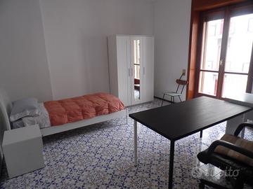 Stanza in appartamento per studentesse