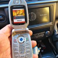 MOTOROLA V525 TELEFONO MOTOROLA GSM
