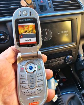 MOTOROLA V525 TELEFONO MOTOROLA GSM