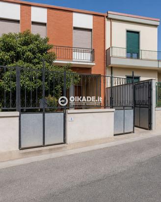 Casa indipendente con giardino a Serramanna