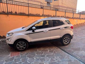 Ford EcoSport automatica
