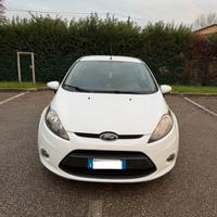 Ford Fiesta 1.4 tdci - NEOPATENTATI - 12 MESI DI G