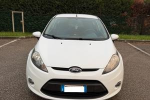 Ford Fiesta 1.4 tdci - NEOPATENTATI - 12 MESI DI G