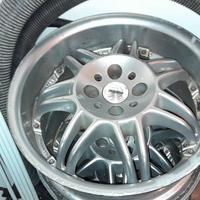 Cerchi in lega momo racer 16" 4x100