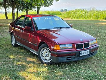 BMW e36 318is