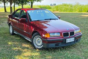 BMW e36 318is
