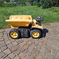 Camion ribaltabile e cavalcabile