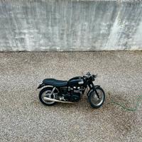 Triumph Bonneville Black Engine