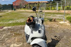 Vespa gts 300