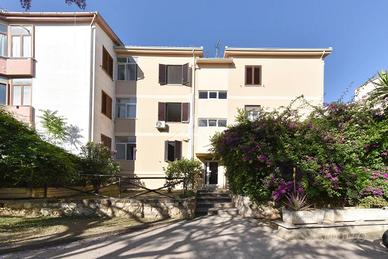 3 LOCALI A CAGLIARI