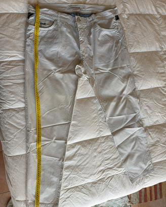 Pantaloni corone