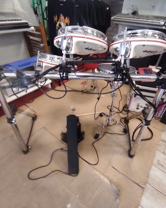 Batteria Clavia Ddrum4 con Rack e Pad ddrum