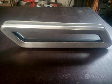 Finestrini alluminio fissi